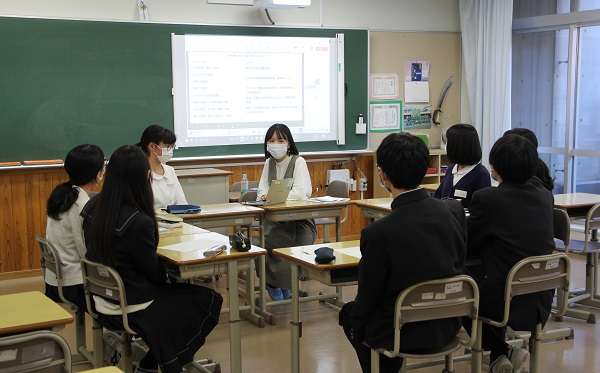 061127 高２卒業生懇話会 (11).JPG